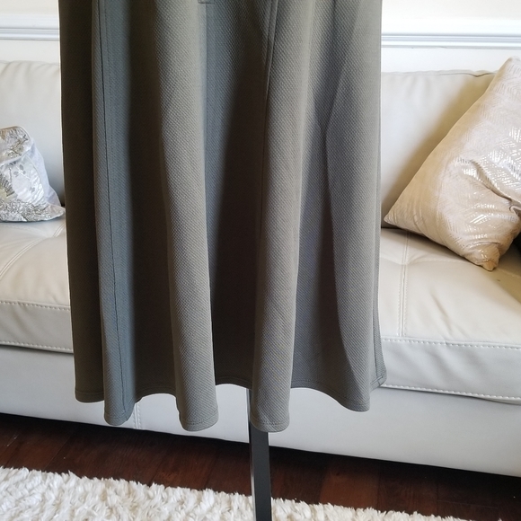 roz&ALI Olive Green Dress - Picture 3 of 14